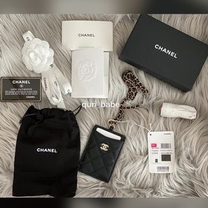💯AUTH 20C Chanel Quilted Caviar ID Lanyard Holder